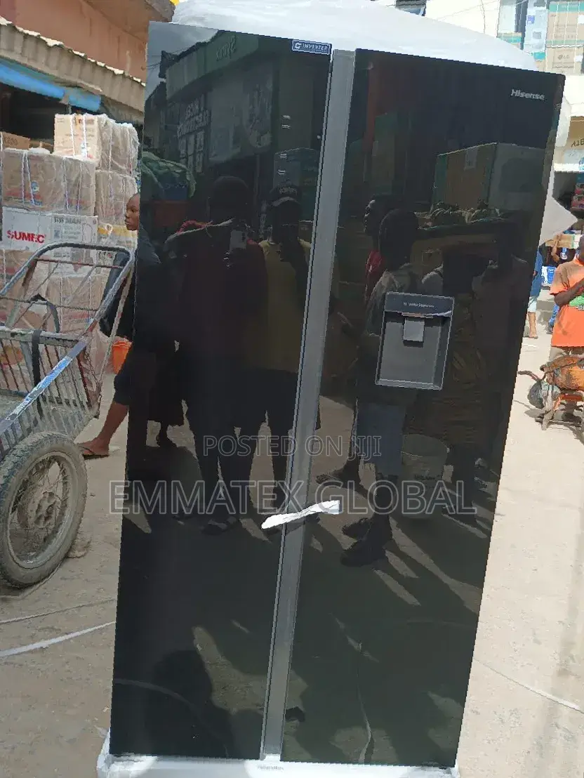 SIDE by Side Refrigerator Hisense Mirror Glass 71gbl