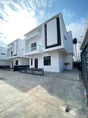 4bdrm Duplex in Idado for sale