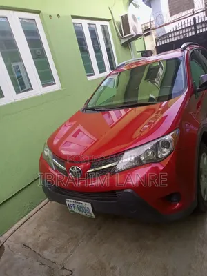 Toyota RAV4 2016 Red