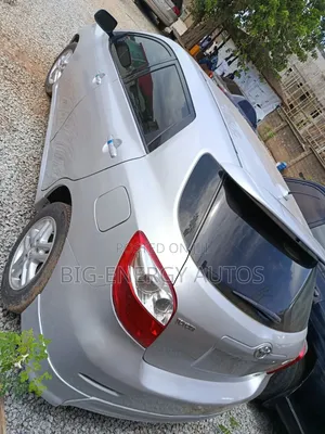 Toyota Matrix 2010 Silver