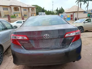 Toyota Camry 2014 Gray