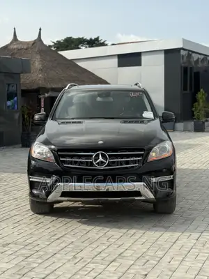 Mercedes-Benz M Class ML350 4MATIC 4dr SUV AWD (3.5L 6cyl 7A) 2014