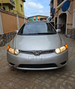 Honda Civic 2006 Silver