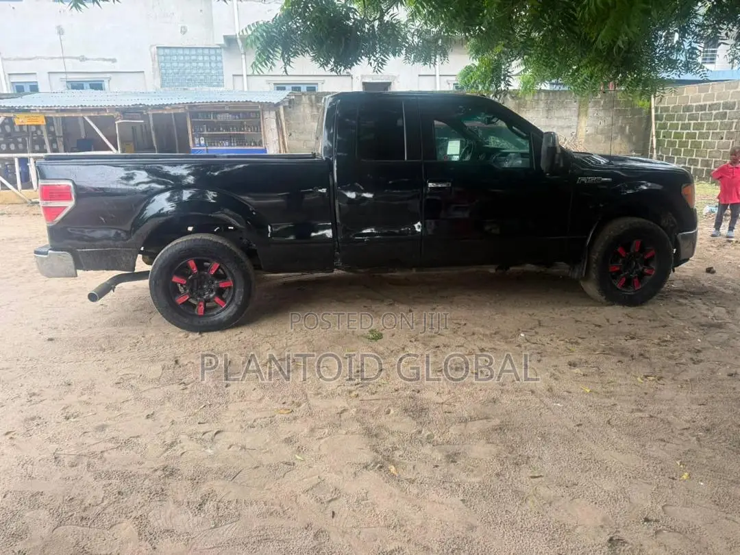 Ford F-150 2012 Black