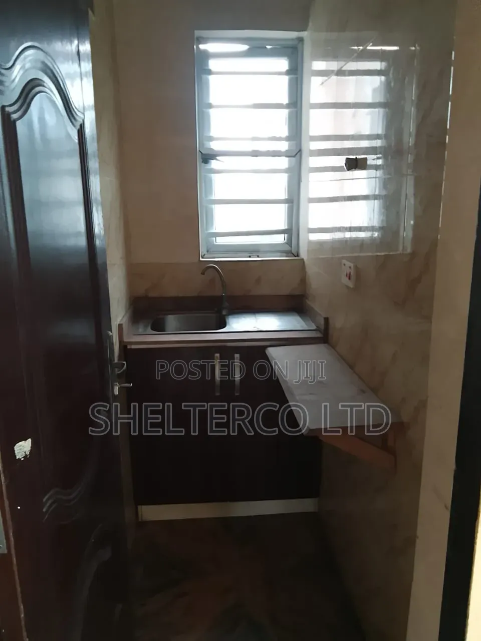 Mini Flat in Gated, Kilo for rent