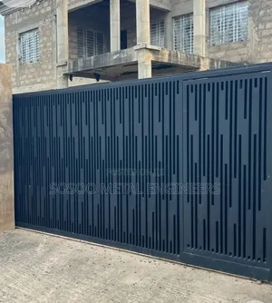 Classic Rolling Gate