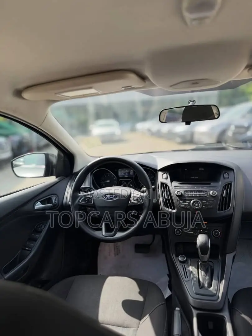 Ford Focus 2017 Gray