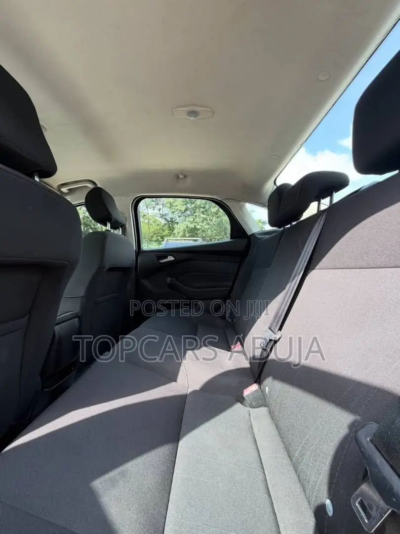 Ford Focus 2017 Gray