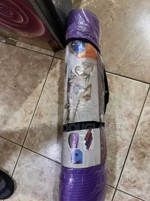 Brand New Extra-Wide 10mm Yoga Mat (180x80cm)
