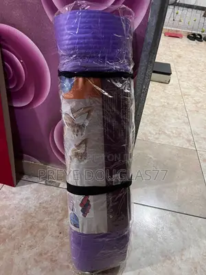 Brand New Extra-Wide 10mm Yoga Mat (180x80cm)