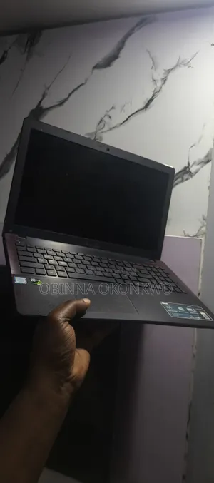 Laptop Asus X550VC 8GB Intel Core i7 SSD 256GB