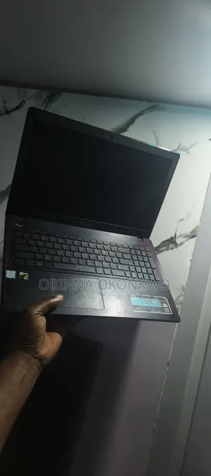 Laptop Asus X550VC 8GB Intel Core i7 SSD 256GB