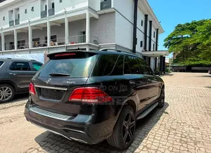 Mercedes-Benz GLE-Class 2017 Black