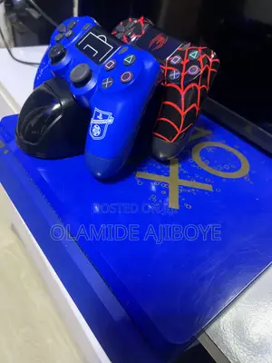 Used PS4 Slim