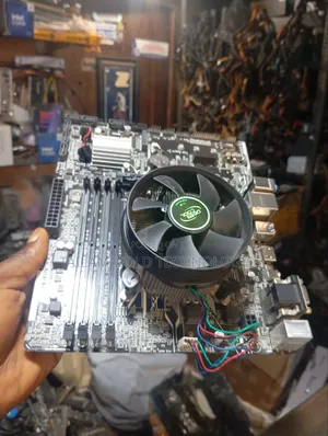 Desktop Computer HP 200 G4 16GB Intel Core i7 HDD 1T