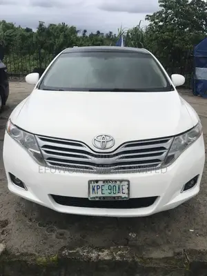 Toyota Venza LE AWD 2013 White