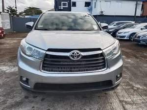 Toyota Highlander XLE V6 4x2 (3.5L 6cyl 6A) 2016 Silver