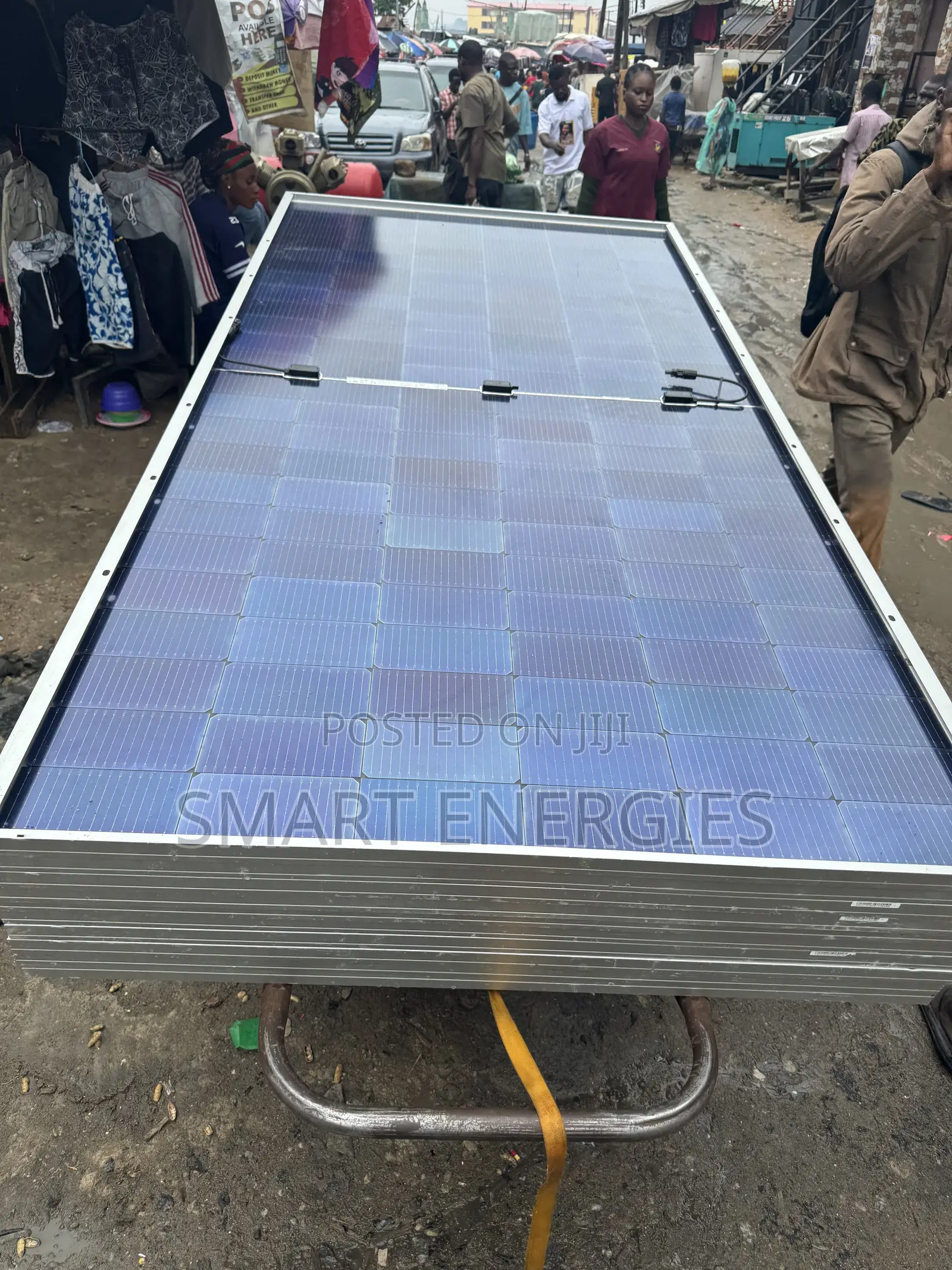 650watts Jinko Halfcut Bifacial Solar Panel