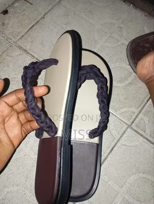 Unisex Footwear