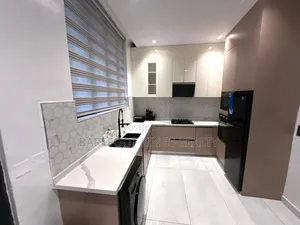 Luxury 2 BEDROOM Apartment