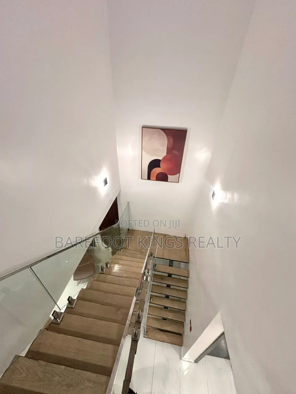 Luxury 2 BEDROOM Apartment