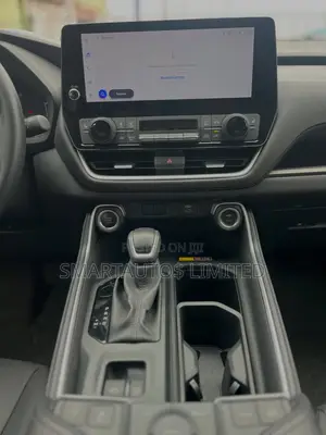 Toyota Grand Highlander XLE AWD 2024 Silver