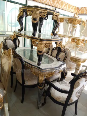 Royal Dining Set by 6Seaters With Center Table and 2side Stools