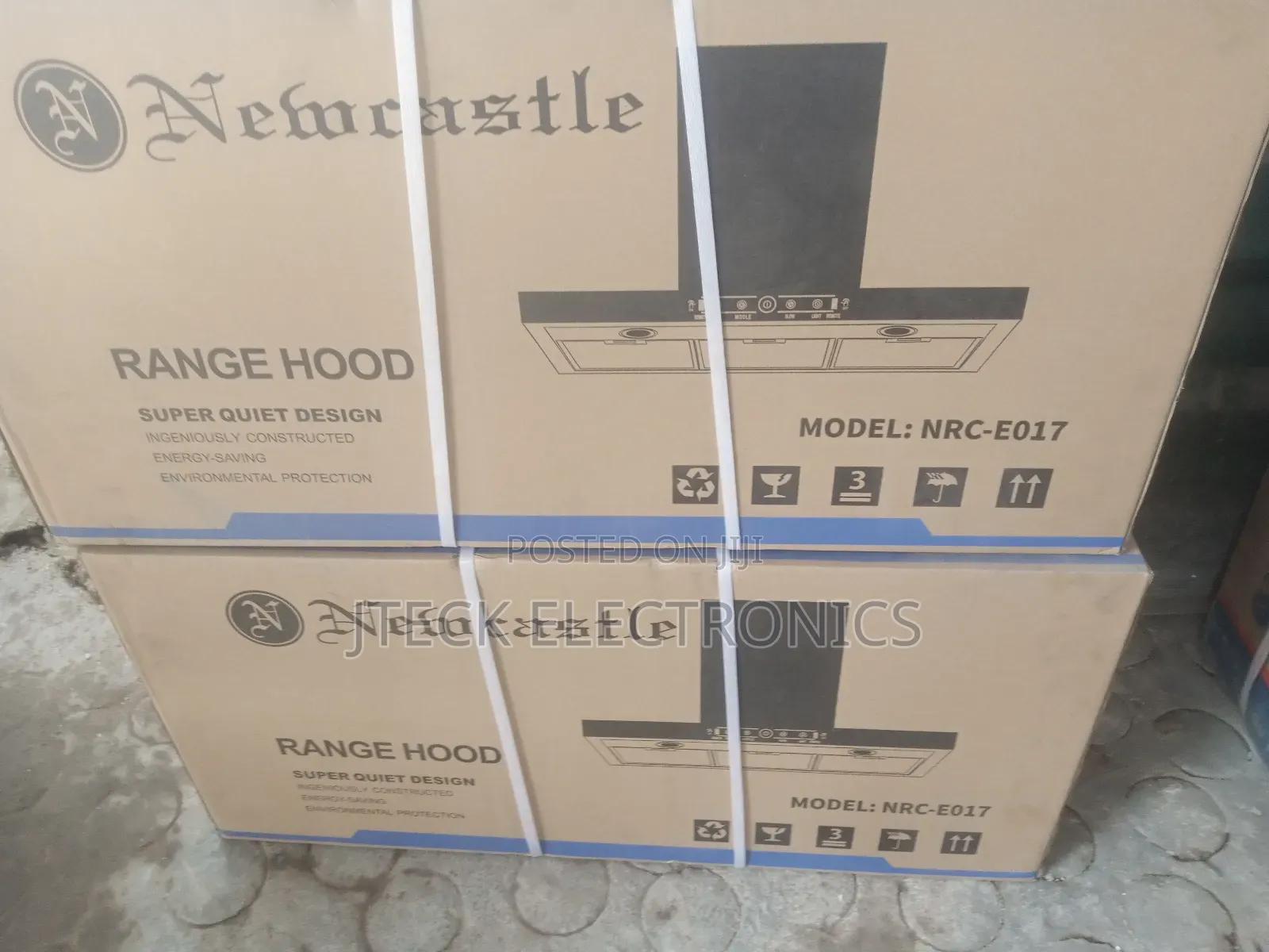 Newcastle Range Hood Hand Wave