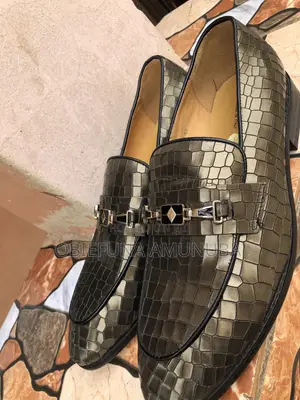 Men’s Shoes