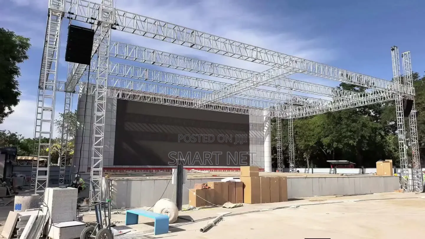 Outdoor LEDScreen Installations