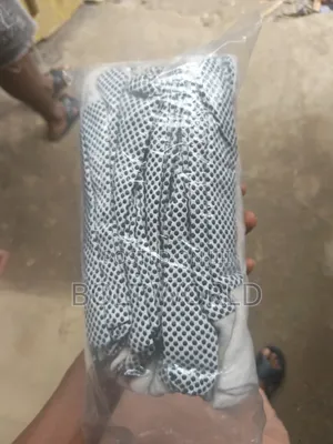 Dotted Hand Gloves