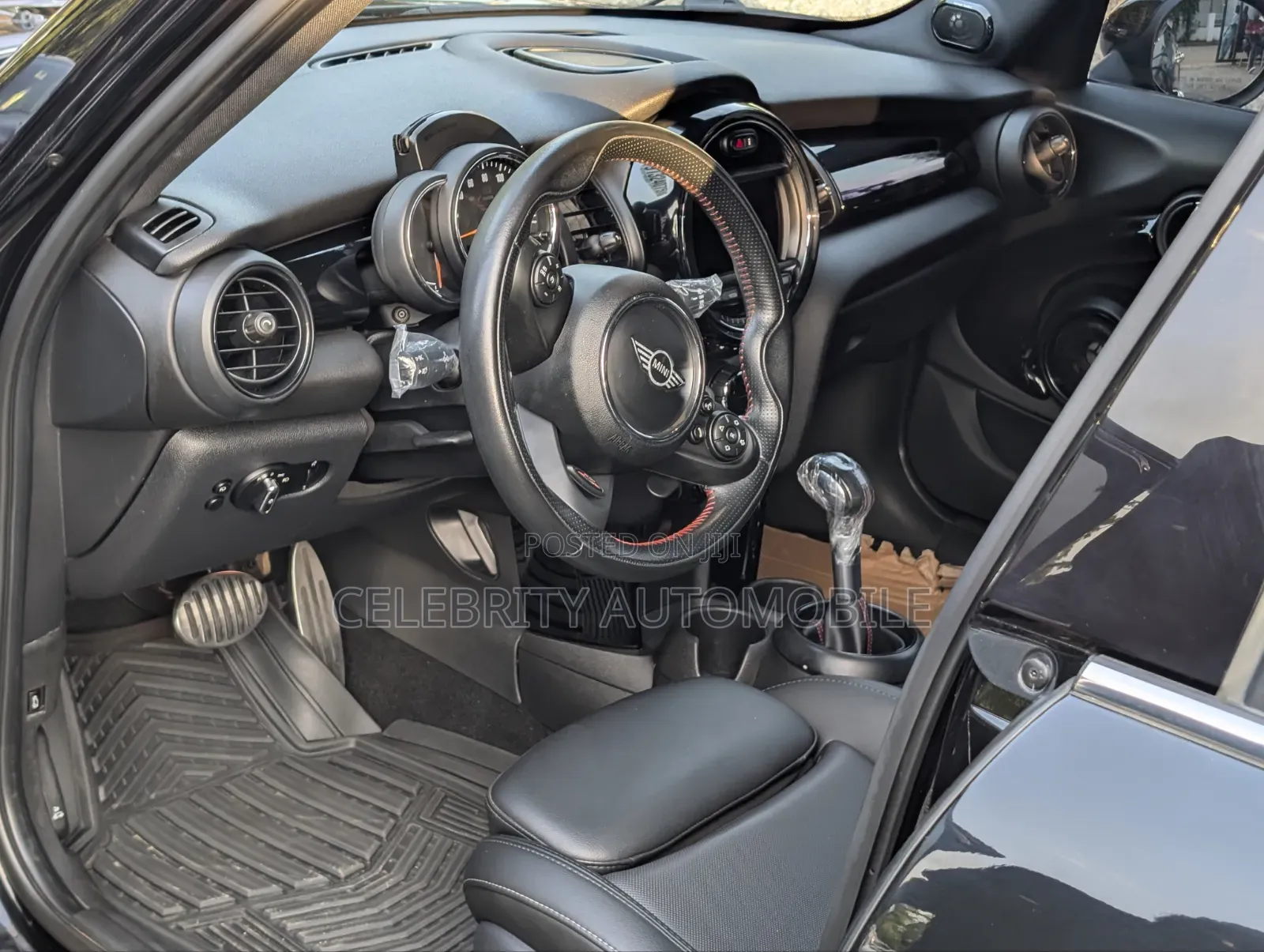 Mini Cooper 2018 Black