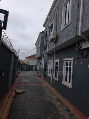 2bdrm Apartment in Oluode Estate, Akala Express for rent