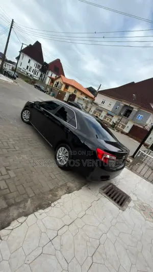 Toyota Camry LE 4dr Sedan (2.5L 4cyl 6A) 2013 Black