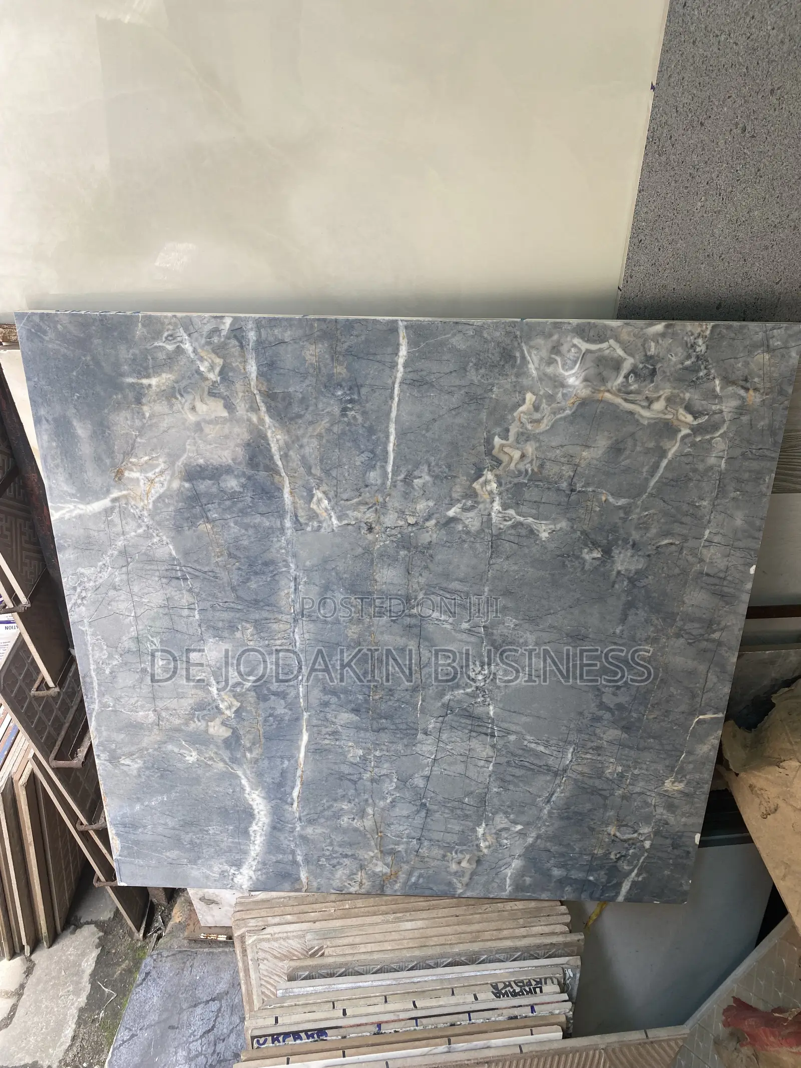 60x60 Floor Tile 021