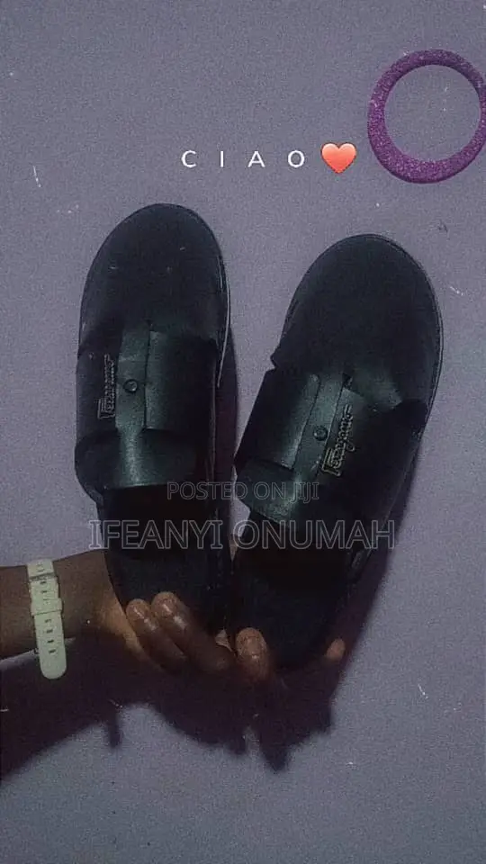 Half Men Shoe Size 42