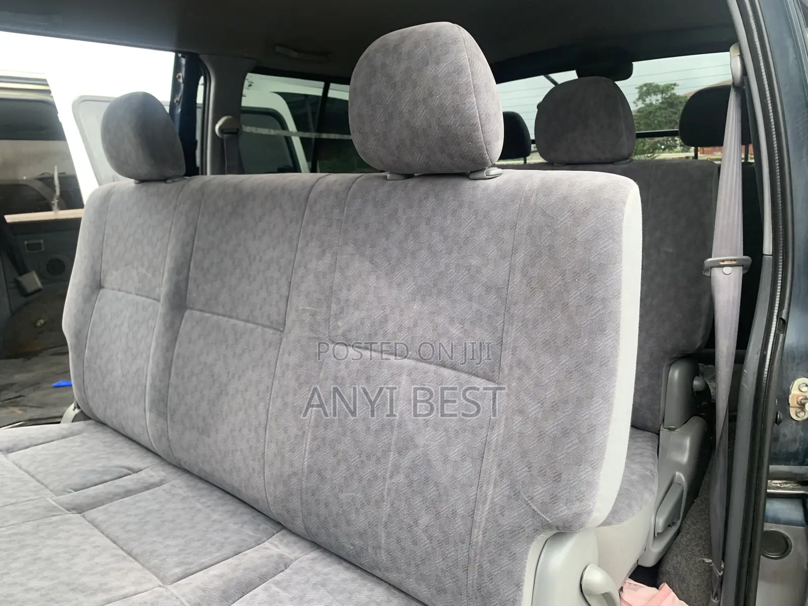 Toyota HiAce 2005 Green