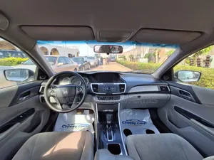 Honda Accord LX 4dr Sedan (2.4L 4cyl CVT) 2015 Silver