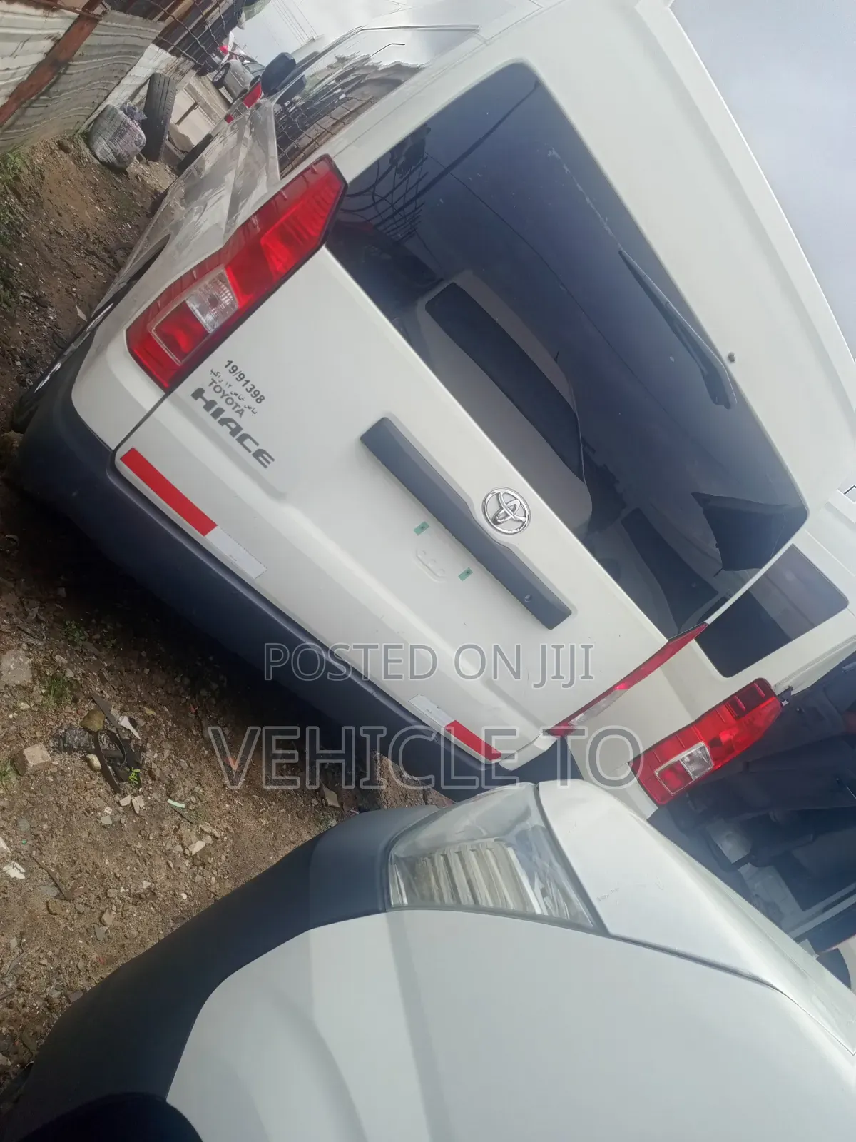 Toyota HiAce 2022 White