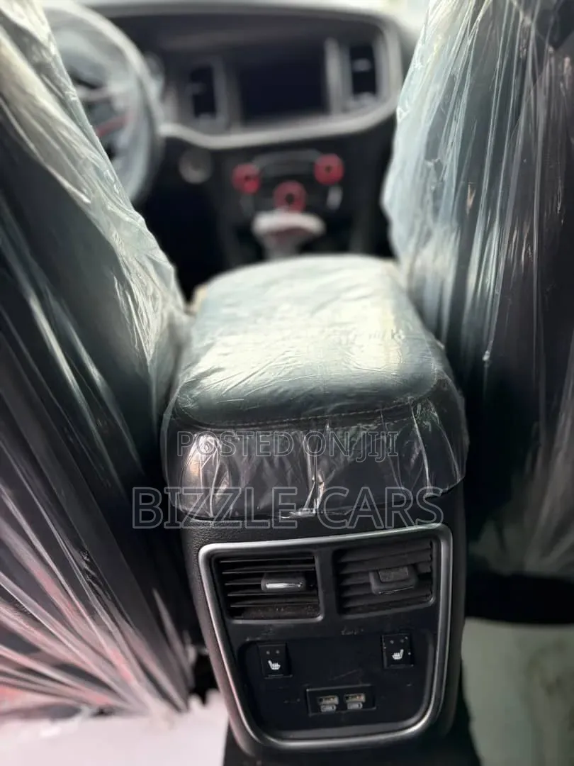 Dodge Charger 2019 Red