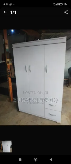 Wardrobe 4 X 6