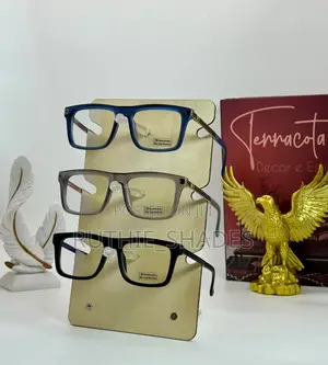Photochromic Gucci Glasses