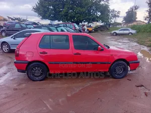 Volkswagen Golf 1998 Red