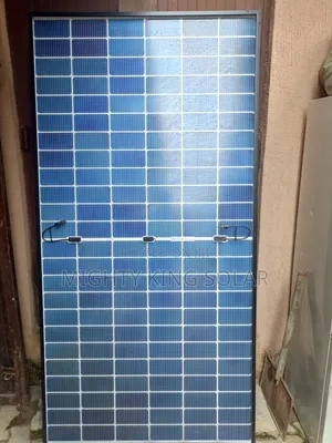 585W Black Panel Solar Module
