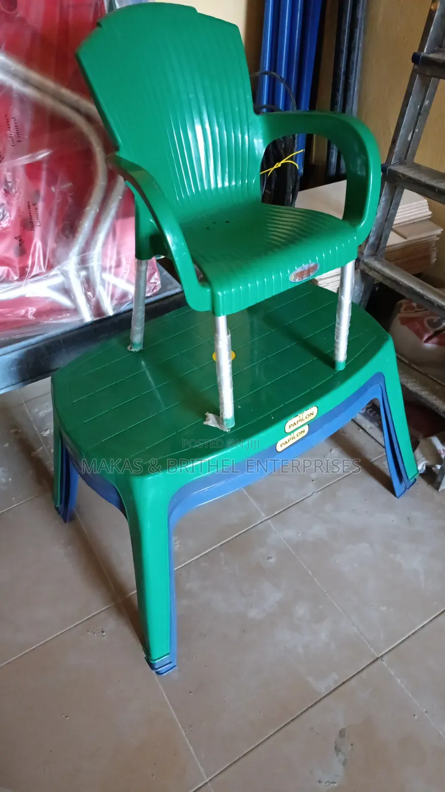 Toddlers Reading Table