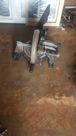 Aluminum Cutting Machine