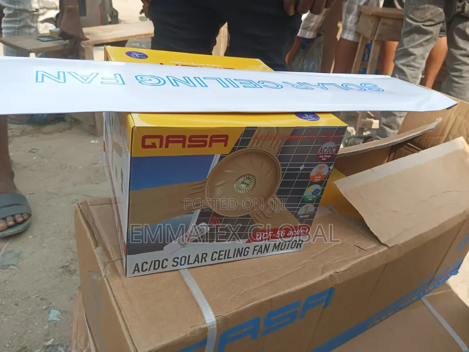 Qasa Ceiling Fan AC and Dc Solar