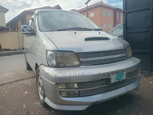 Toyota Noah 2008 Silver