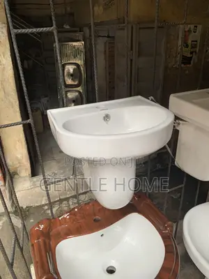 Basin and Short Pedestal