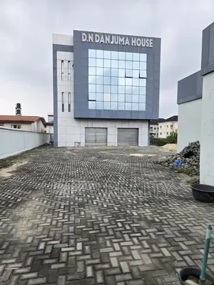 Prime Commercial Property Directly on Lekki Epe Expressway